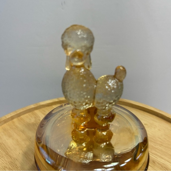 VTG Jeanette Carnival Glass Iridescent Poodle Dog Powder Box / Jar Trinket Dish - Picture 8 of 8